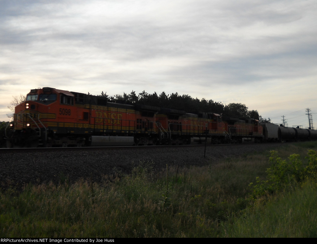 BNSF 5098 West